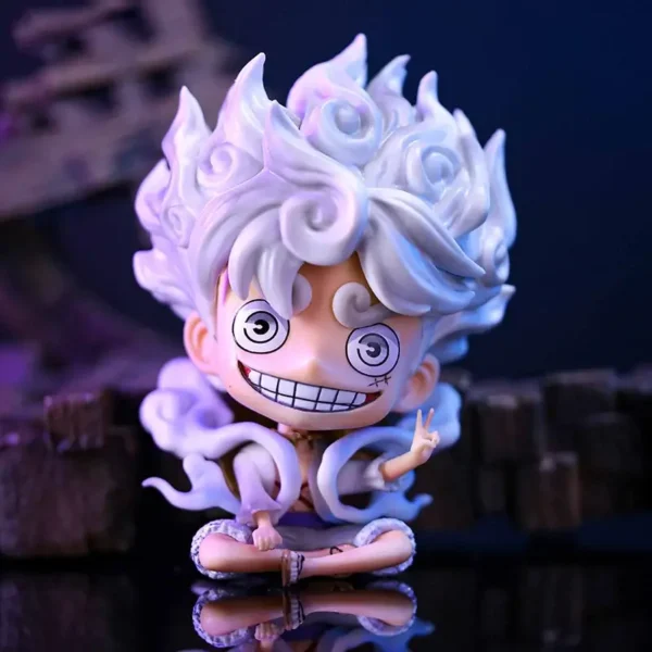 Figura Luffy Seduto