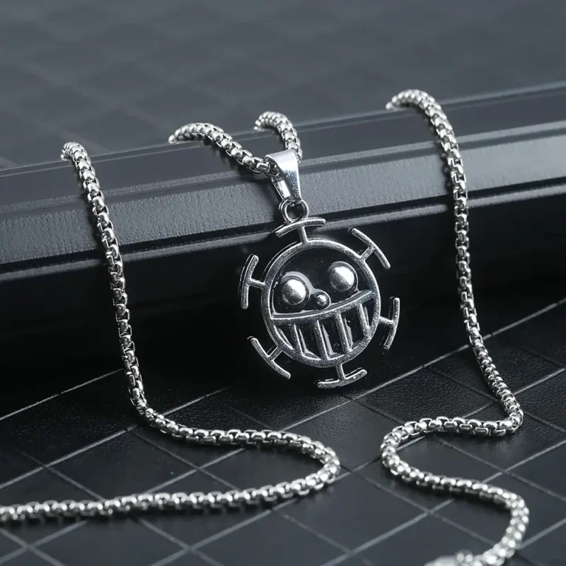 Collana Trafalgar Law
